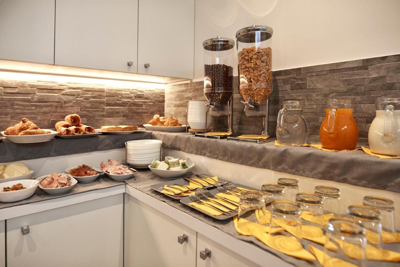Barokhouse Bed & Breakfast Шикли Екстериор снимка