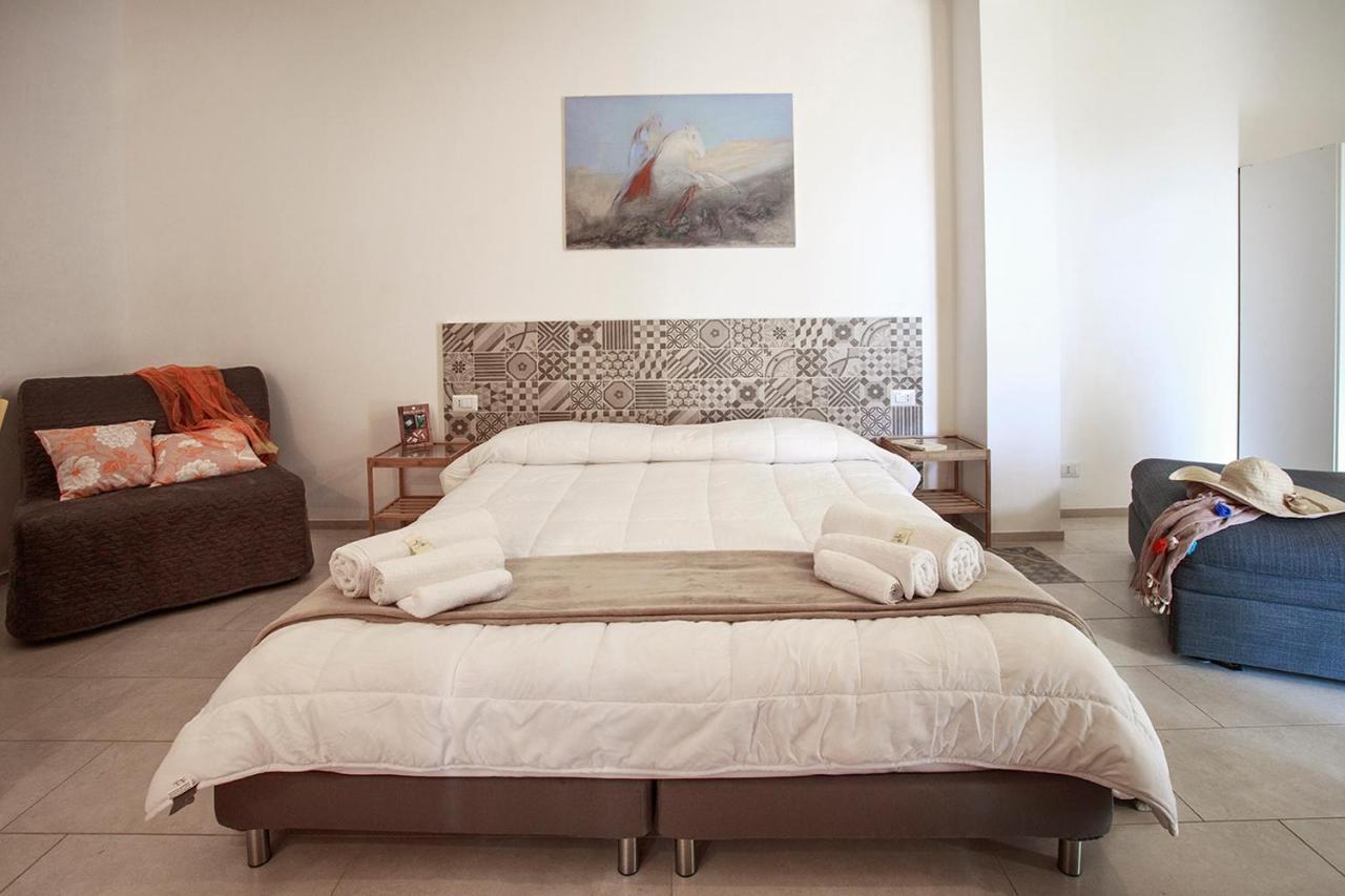 Barokhouse Bed & Breakfast Шикли Екстериор снимка