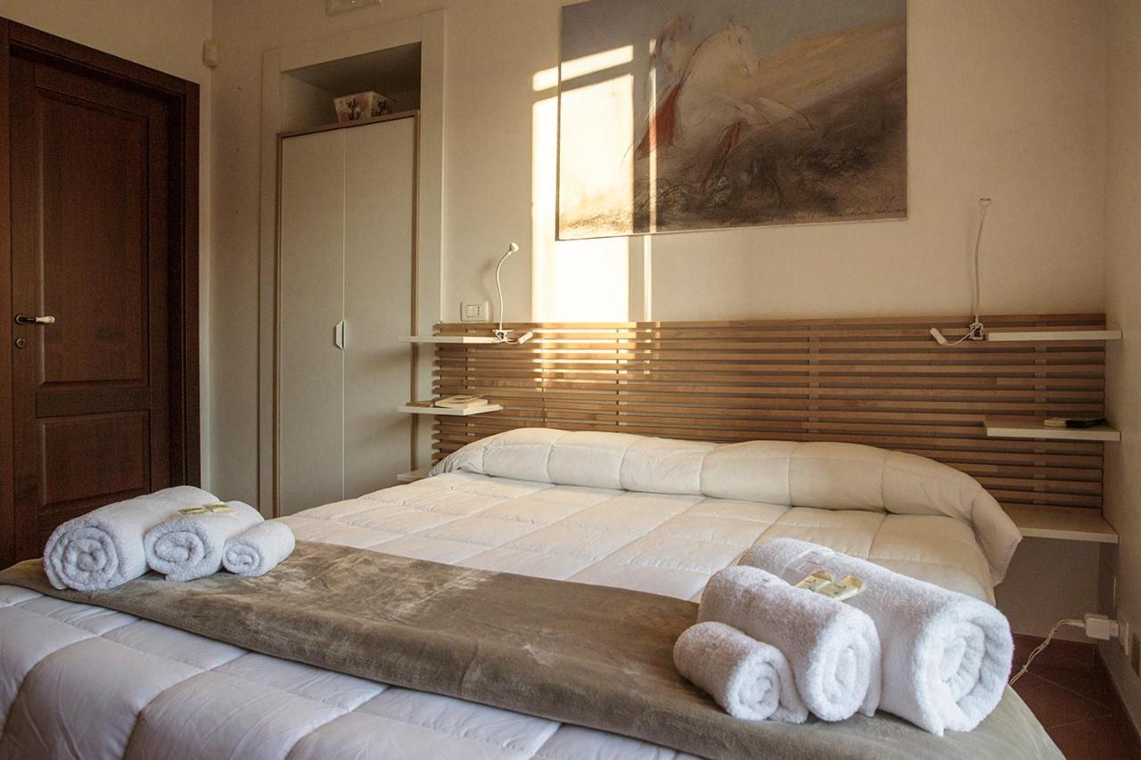 Barokhouse Bed & Breakfast Шикли Екстериор снимка
